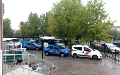 Göçmen kaçakçılığı operasyonunda 10 kişi tutuklandı