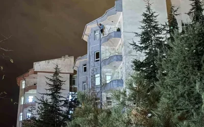 İntihara teşebbüs eden kişi 4 saatte ikna edildi