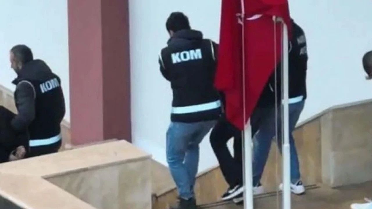 Ankara Esnafına Nefes Aldıran Operasyon Haraç Çetesi Çökertildi